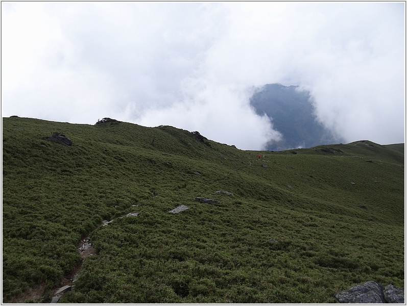 2014-07-14 16-11-53往拉庫音溪山屋途中.JPG